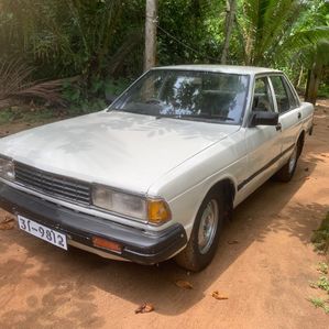 Nissan Bluebird SU 12 1982 - Image 2