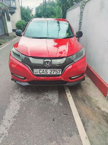 Honda Vezel 2016 for sale in Colombo, Colombo