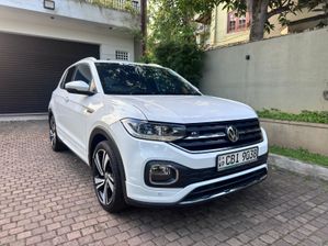 Volkswagen T-Cross R-Line 2019 for sale in Gampaha, Gampaha