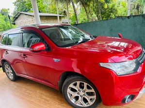 Mitsubishi Outlander PHEV 2015 for sale in Kurunegala, Kurunegala