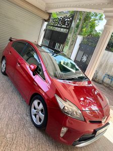 Toyota Prius G TOURING 2012 for sale in Gampaha, Gampaha