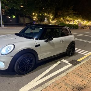 Mini Cooper Auto 2016 - Image 2