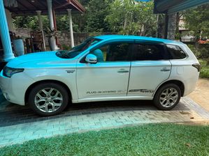 Mitsubishi Outlander 2014 for sale in Matale, Matale