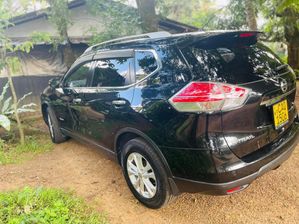 Nissan X-Trail 2015 for sale in Colombo, Colombo
