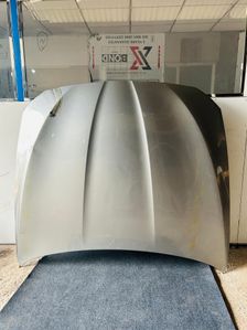 BMW 520d Bonnet for sale in Colombo, Colombo