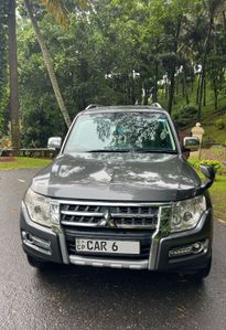 Mitsubishi Montero Jeep 2015 for sale in Kandy, Kandy