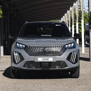 Peugeot 2008 GT 2025 - Image 2