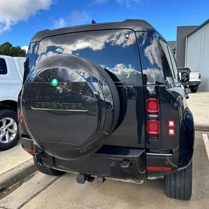 Land Rover Defender HSE dynamic 2025 - Image 3