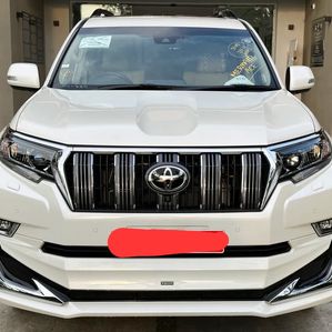 Toyota Land Cruiser Prado Full Option Auctin 6 2023 - Image 3