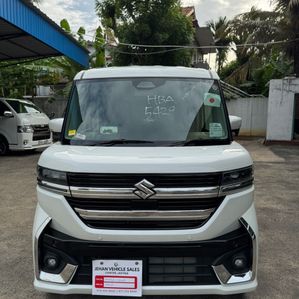 Suzuki Spacia custom Z 2024 - Image 2