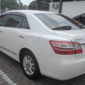 Toyota Premio 2012 - Image 4