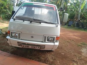 Nissan Vannat 1998