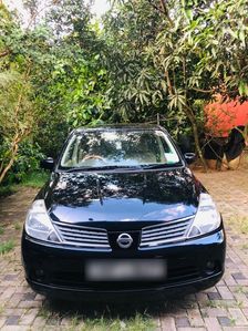 Nissan Tiida 2007
