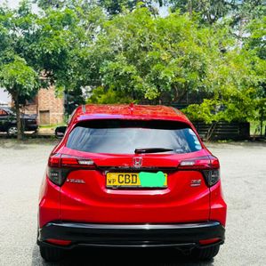 Honda Vezel Rs Sensing 2018 - Image 2