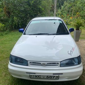 Hyundai Elantra 1998 - Image 2