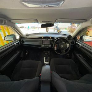 Toyota Axio NKE 165 G Grade 2013 - Image 4