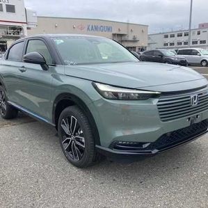 Honda Vezel Z PLAY 2024 - Image 2