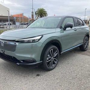 Honda Vezel Z PLAY 2024 - Image 3