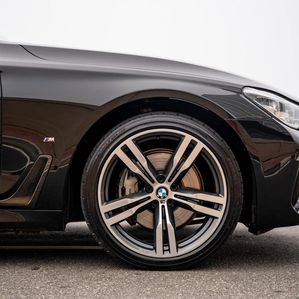 BMW 740e 2017 - Image 3