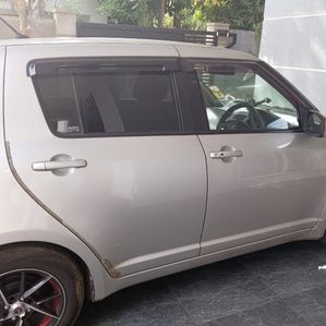 Suzuki Swift Japan 2008 - Image 4