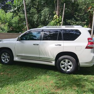 Toyota Land Cruiser Prado 2014 - Image 2