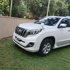 Toyota Land Cruiser Prado 2014 - Image 4