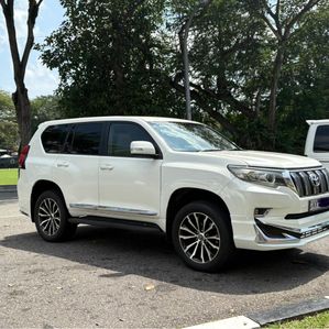 Toyota Land Cruiser Prado 2013 - Image 3