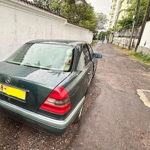 Mercedes Benz C180 W202 1994 - Image 3