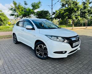 Honda Vezel 2016