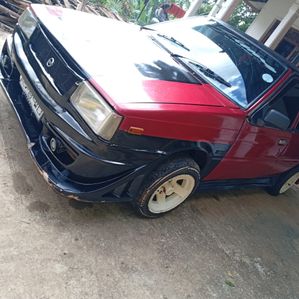 Nissan Sunny 1982 - Image 3