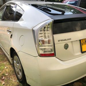 Toyota Prius S Touring 2011 - Image 3