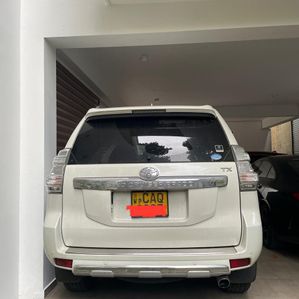 Toyota Land Cruiser Prado TRJ 150W 2015 - Image 2