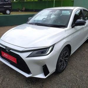 Toyota Yaris 2025 - Image 2