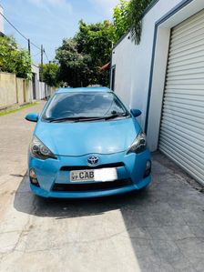 Toyota Aqua S Limited 2012