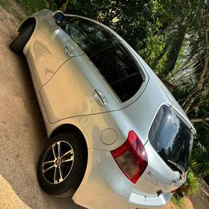 Toyota Vitz 2007 - Image 2