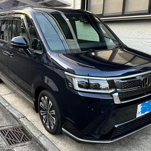Honda Step Wagon Spada Premium Line 2023 - Image 2