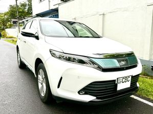 Toyota Harrier 2017