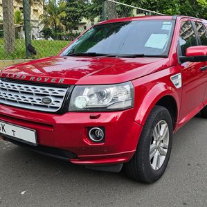 Land Rover Freelander 2 SE DIESEL 2013 - Image 2
