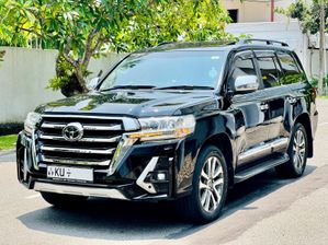 Toyota Land Cruiser Sahara V8 2012