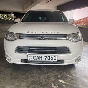 Mitsubishi Outlander 2014