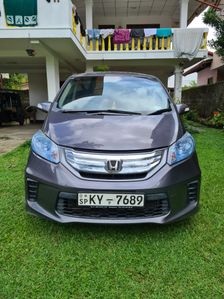 Honda Freed 2013
