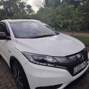 Honda Vezel RS Sensing 2017 - Image 2