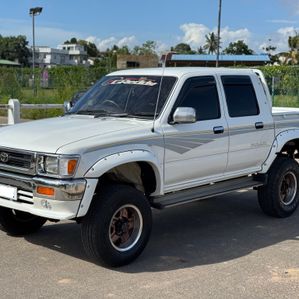 Toyota Hilux 1995 - Image 3