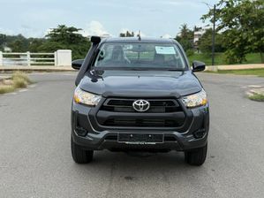 Toyota Hilux Single Cab 2025