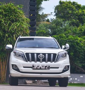 Toyota Land Cruiser Prado 2014