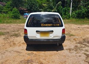 Nissan AD Wagon 1992