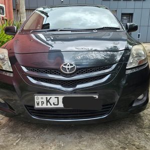 Toyota Yaris 2008 - Image 2