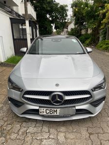 Mercedes Benz CLA 200 Premium Plus 2020