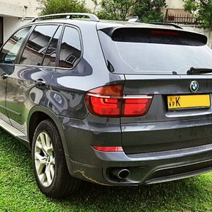 BMW X5 2011 - Image 2