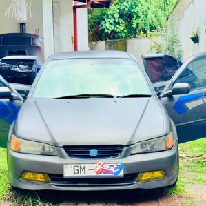 Honda Accord CF3 1999 - Image 2